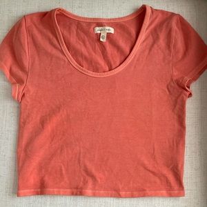 SILENCE + NOISE CROP TEE (URBAN OUTFITTERS)!